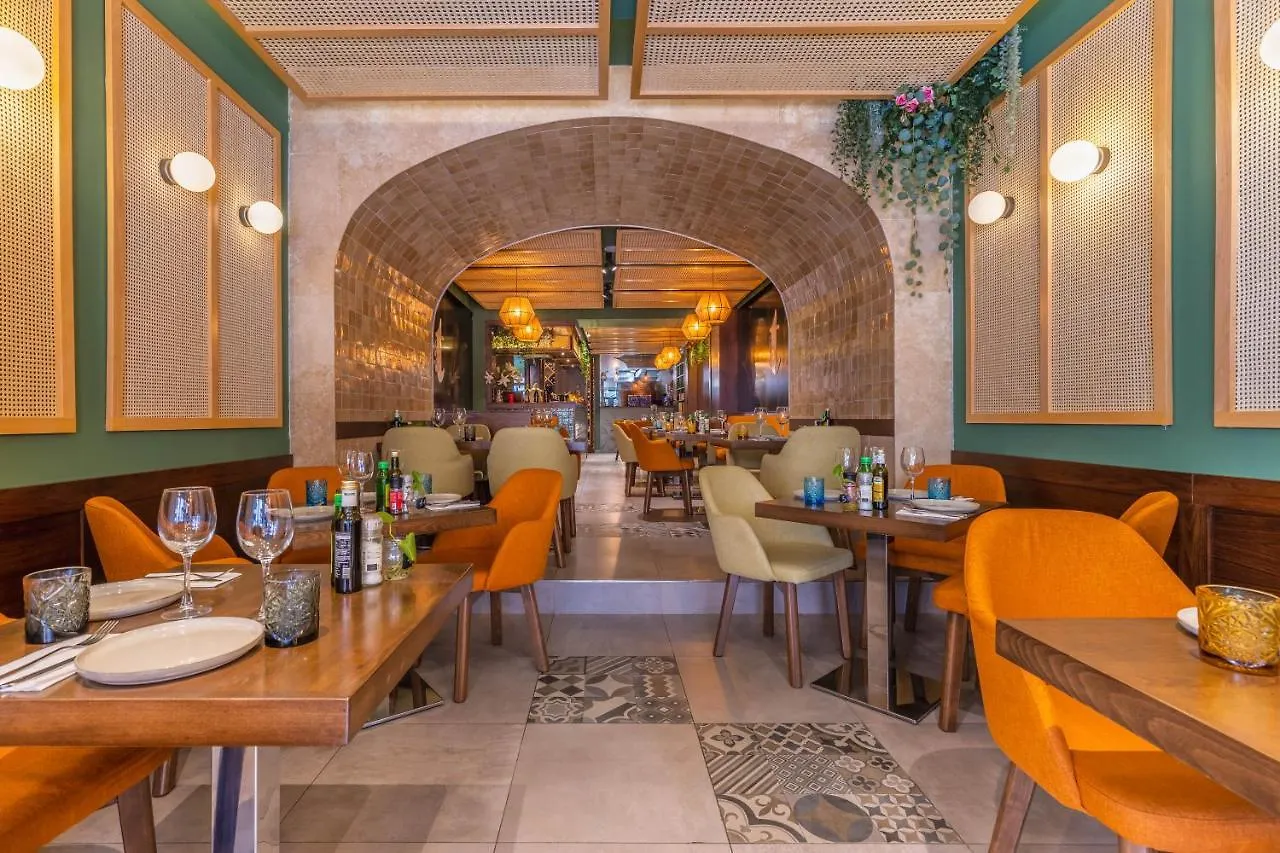 Well Located Studio 12 With Kitchen And Backyard Saint Julian's 0*,  Malta